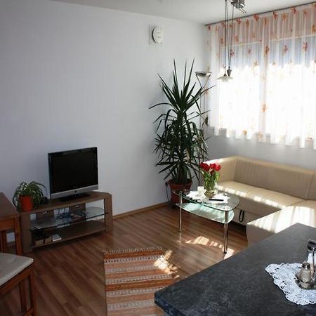 Ferienwohnung Nadja Schruns Exterior foto